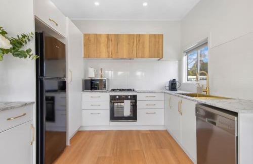Batemans Bay Maison | Fairways 18 - cottage in the centre of town