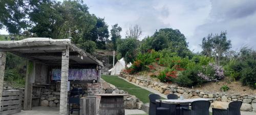 Carlingford Autre | Fairy Cove at Rosemount Glamping