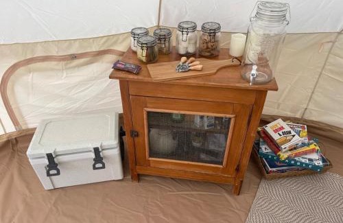 Lilydale Autre | Fairy Wren Off Grid Luxury Glamping Retreat in Wine Country