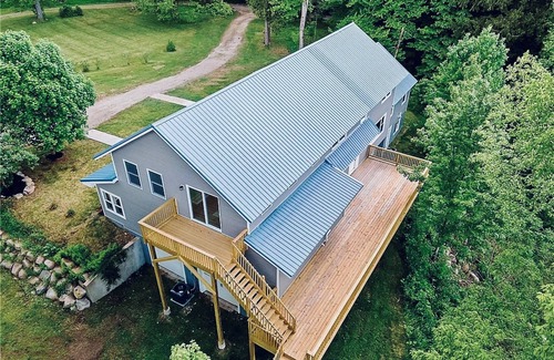 Cleveland Maison | Fairytale Forest Estate 47 private acres, 6 bedrooms, 3.5 bath, 2 full kitchens