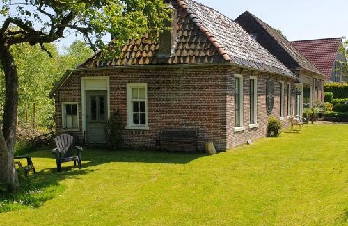 Jirnsum Maison | Fakânsjehûs Sfeervol met fijne tuin