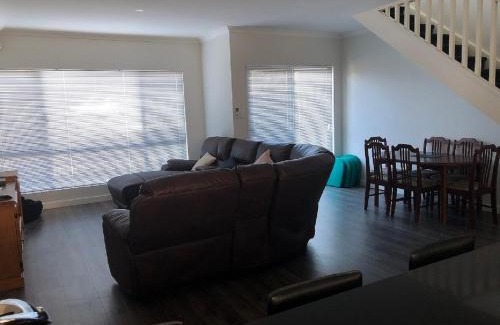 Falcon Maison | Falcon Bay 4x4 Townhouse