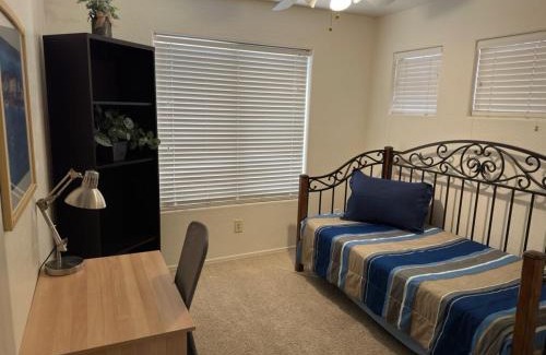 Alta Mesa Appartement | Falcon Field within mins of Gated Condo