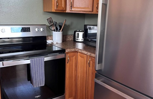 Denver Cabine | Falcon Ridge Chalet-Woodland Park: WiFi & Views, Deck and Views of Pikes Peak