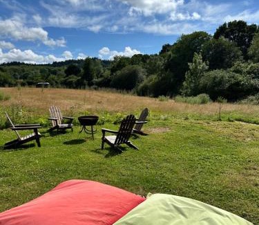 Liss Autre | Fallow Coombe Hut, South Downs National Park