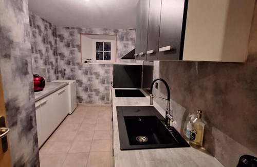 Saint-Germain-le-Gaillard Cottage | Maison familliale, spa privé, jardin et vélos à dispo, près de la plage!