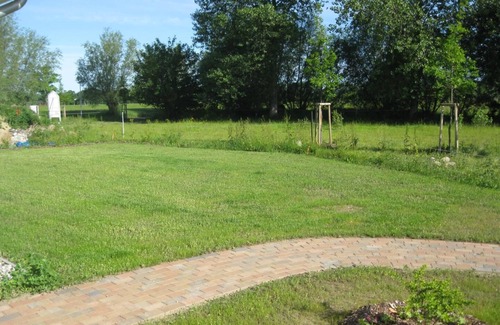 Nienhagen Maison | Familienfreundliches Ferienhaus im Ostseebad Nienhagen - Urlaub in Ruhiger Umgebung mit Platz für 6 Personen + Baby , Sauna und Kaminofen