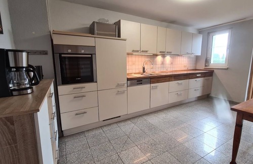 Behren-Luebchin Appartement | Familienfreundliche Ferienwohnung in Seenähe