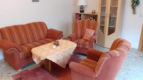 Utarp Appartement | Familienurlaub in Ostfriesland für max 7 Pers in 2 Wohnungen, auch Einzeln Wohnungen
