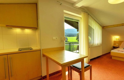 Rosenbach Appartement | Familienzimmer Mansarde Groß - Kurz - Alpen Adria Gasthof Rausch