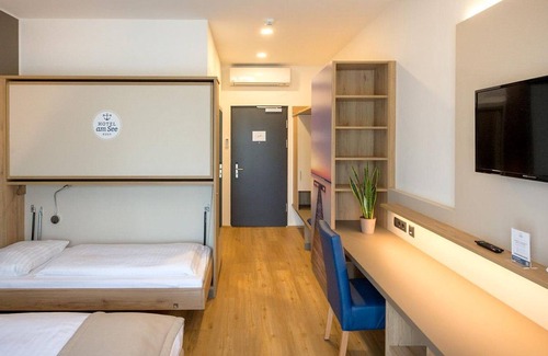 Rust Appartement | Familienzimmer Deluxe mit Dusche/wc - Hotel am See Rust