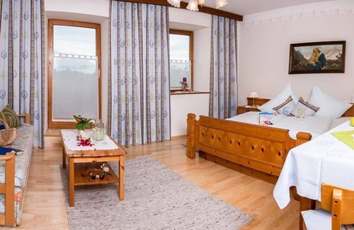 Seeboden Autre | Familienzimmer für 2 Erw. + Kinder Schneewittchen - Landhaus Pension Holle