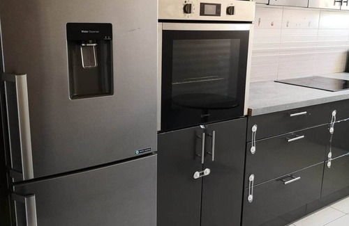 Montigny-le-Bretonneux Appartement | Familial proche Versailles parking et terrasse