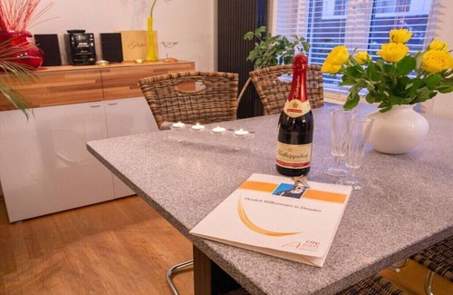 Outer Neustadt Maison | Family accommodation