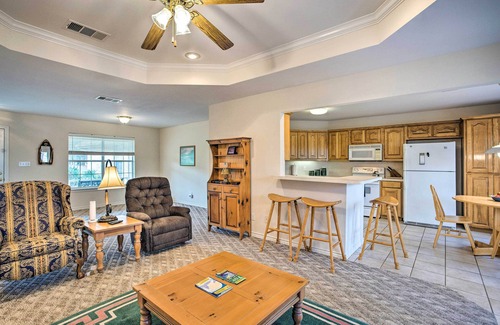 Alba Maison | Family Alba Home w/ Boat Dock on Lake Fork!