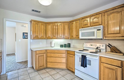 Alba Maison | Family Alba Home w/ Boat Dock on Lake Fork!