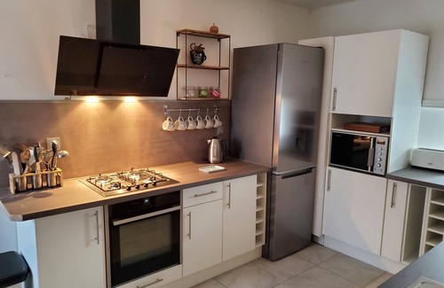 Gesnes-le-Gandelin Cottage | Gîte familial et adapté aux enfants