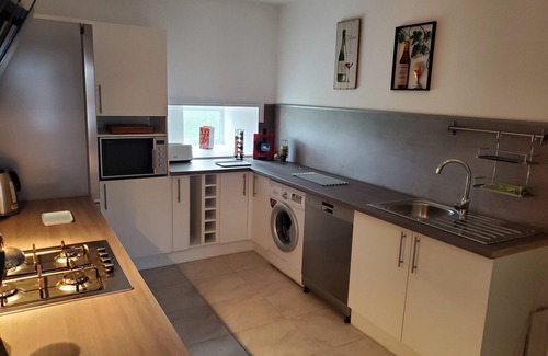 Gesnes-le-Gandelin Cottage | Gîte familial et adapté aux enfants