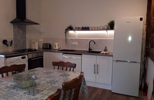 Frayssinet-le-Gelat Maison | Retraite rurale de 3 chambres pour familles et animaux domestiques près de la rivière Lot et des vignobles