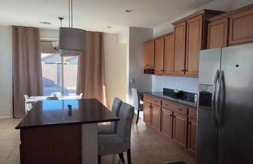 Laveen Meadows Maison | Family and pet friendly 3 bedroom house located near Phoenix.