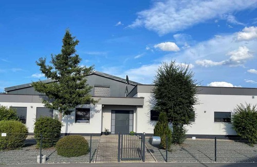 Neunkirchen a. Sand Appartement | Family apartment for up to 4 people with modern bedroom