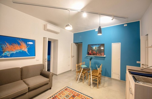 Posillipo Appartement | family apartment in the tranquility of Posillipo, a stone's throw from the sea