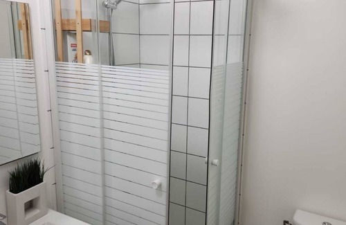 Noisy-le-Sec Appartement | Appartement familial avec Jardin et terrasse privatif à 10Min du Métro et RER.