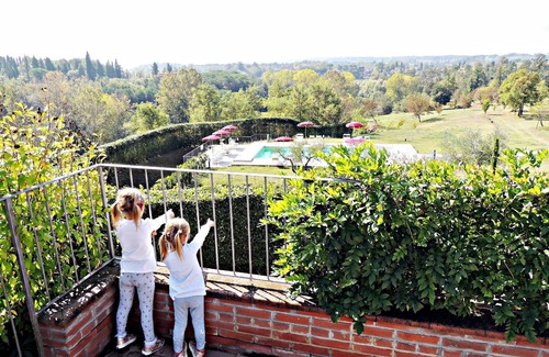Fucecchio Appartement | Family Apartment With Pool, Garden and Bbq, Easy Access From Ryan Pisa Airport