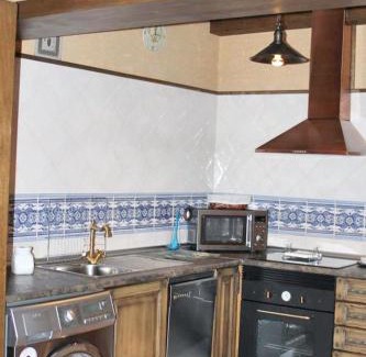Hueva Appartement | Family Apartment with Mountain View in Hueva