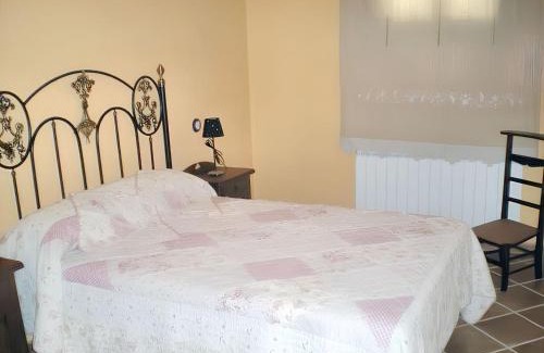 Hueva Appartement | Family Apartment with Mountain View in Hueva