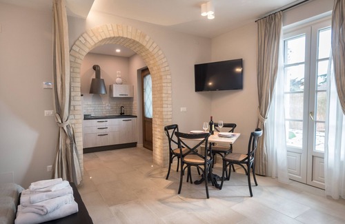 Rivotorto Appartement | Appartement familial avec piscine et spa à Assise