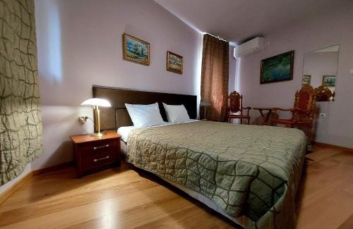 Pleven Hôtel | Family Art Hotel Gallery