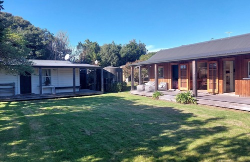 Wainui Cottage | Family Bach at the Stock Route, Wainui Beach.