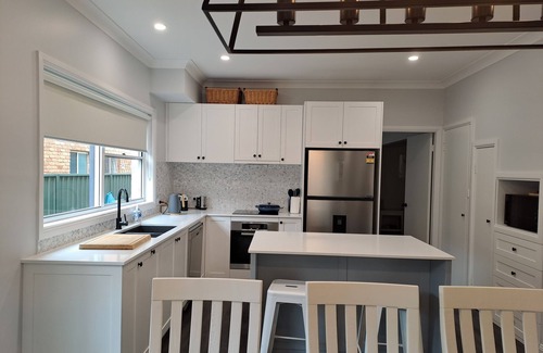 Bateau Bay Maison | Family beach house