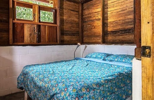 Los Cacaos Cabine | Family Cabin By the River, Eco Tourism, Wifi, Pet Friendly @drvacationsrental