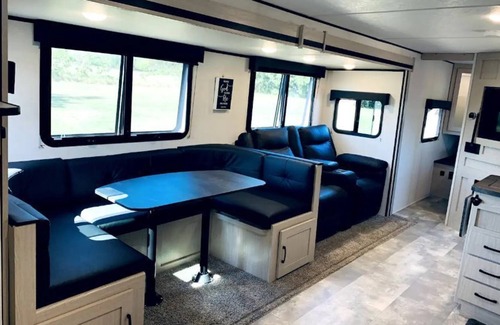Gore Maison | Family Camper for 6