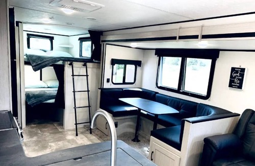 Gore Maison | Family Camper for 6