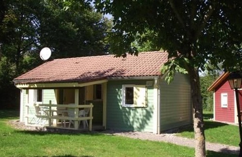 Travexin Maison | Chalet familial au cœur de la nature avec terrasse et barbecue