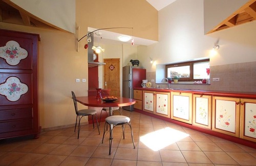 Roche-en-Regnier Cottage | Gîte familial avec équipement bébé, terrasse et jardin clos à Roche-en-Régnier