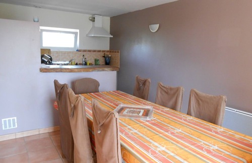 Biollet Maison | Family cottage in Auvergne, wifi and playground for a change of scenery