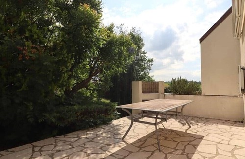 Belleray Villa | Gîte familial avec spa privatif & piscine chauffée