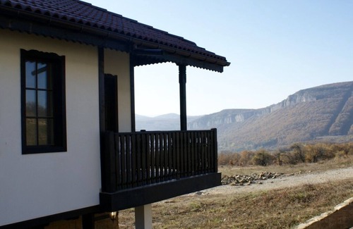 Dryanovo Maison | Familles / couples ou vacances d'évasion / retraite rurale avec une vue magnifique sur la montagne