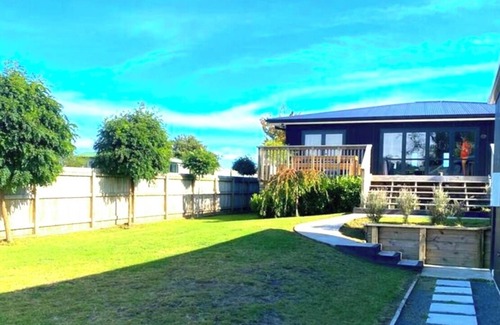 Mangakino Maison | Family Escape to the lake