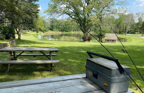 Columbia Maison | Family Farm Estate: Private Outdoor Paradise with Two Houses, Pond, & Golf Range