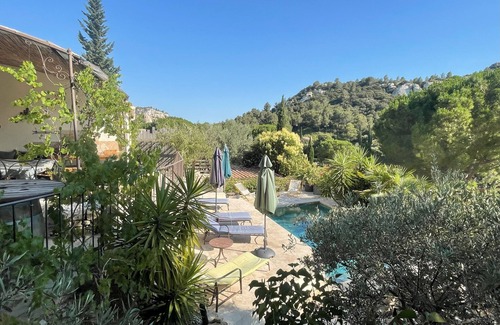 Les Baux-de-Provence Maison | Maison de charme avec piscine privée aux Baux-de-Provence au cœur des Alpilles