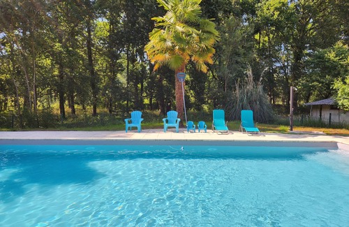 Saint-Germain-dEsteuil Maison | Family home on large plot with private pool
