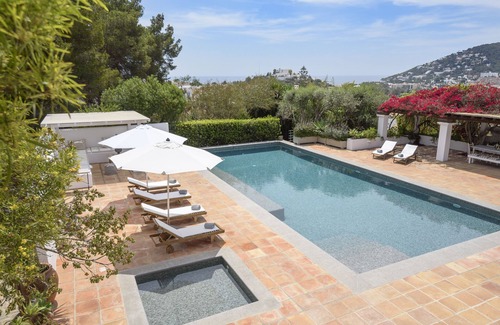 Santa Eulalia del Rio Villa | Ferme authentique et familiale avec grande piscine et licence