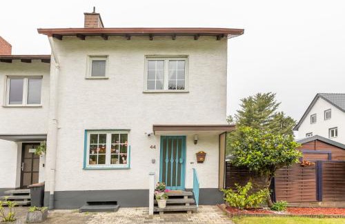 Dreieich Maison | Family-Friedndly Home with Large Garden &BBQ Grill