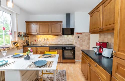 Dreieich Maison | Family-Friedndly Home with Large Garden &BBQ Grill