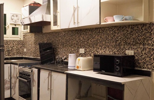 Al Haram Appartement | Family-Friendly Stay Near the Pyramids – Safe, Spacious & Full of Giza Magic!